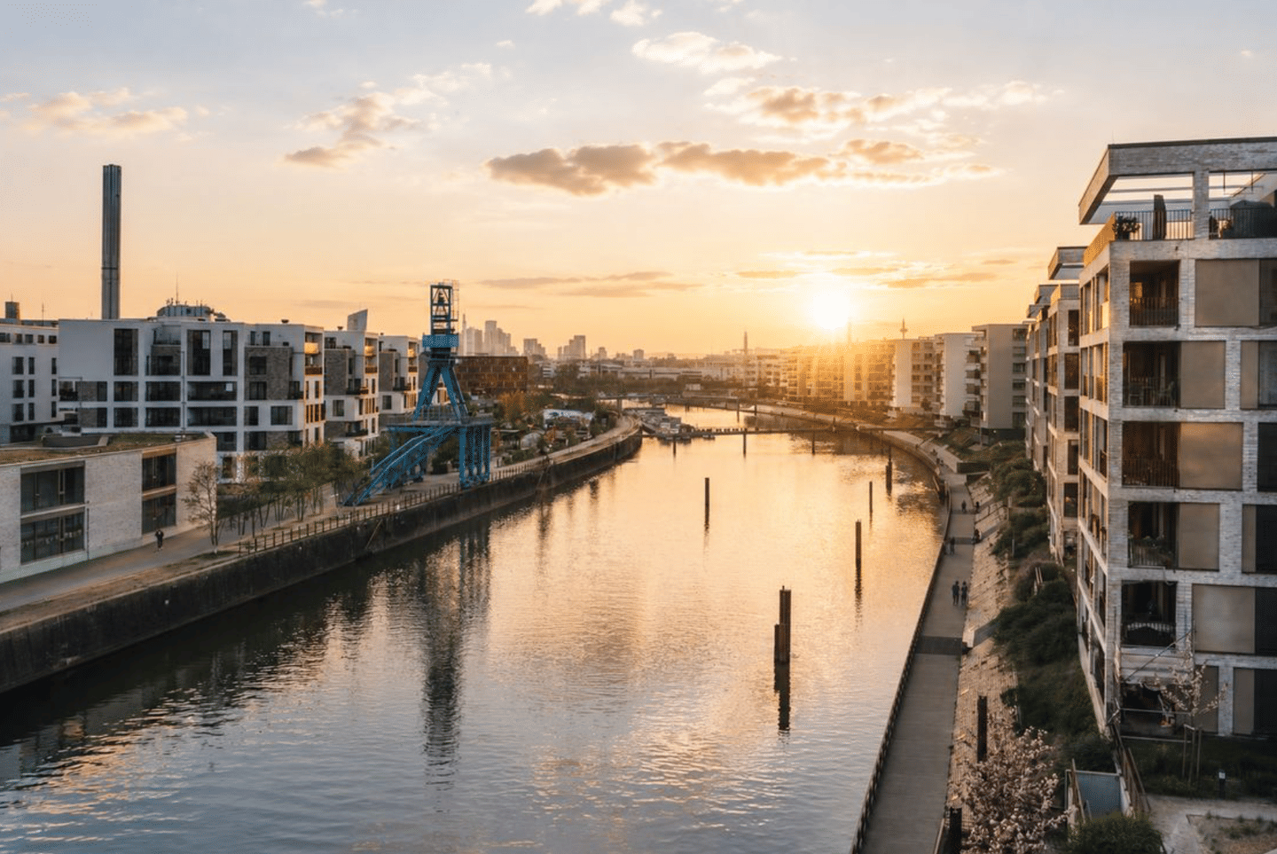 Wohnen am Wasser | Designwohnung mit Skylineblick – von privat, 63067 Offenbach am Main (Kaiserlei Offenbach am Main)