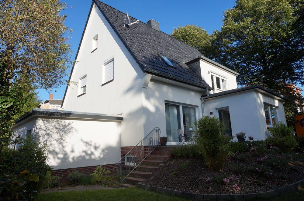 Sanierter WohnTraum mitten in Varel. Modern & Villenartig mit Garage, 26316 Varel