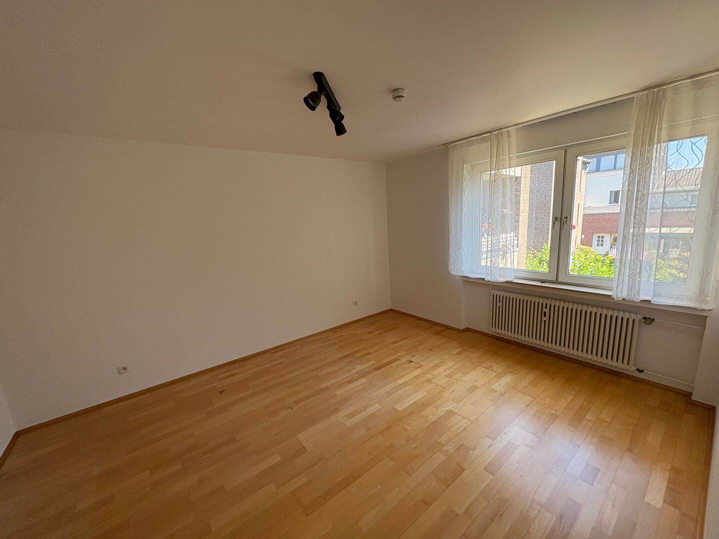 Helle 2-Zimmer Wohnung in Krefeld-Oppum ideal für Alleinstehende, 47809 Krefeld