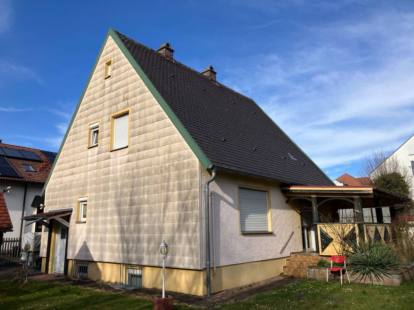 Grundstück mit freistehendem Einfamilienhaus, Garage und Garten in Ingolstadt, 85051 Ingolstadt