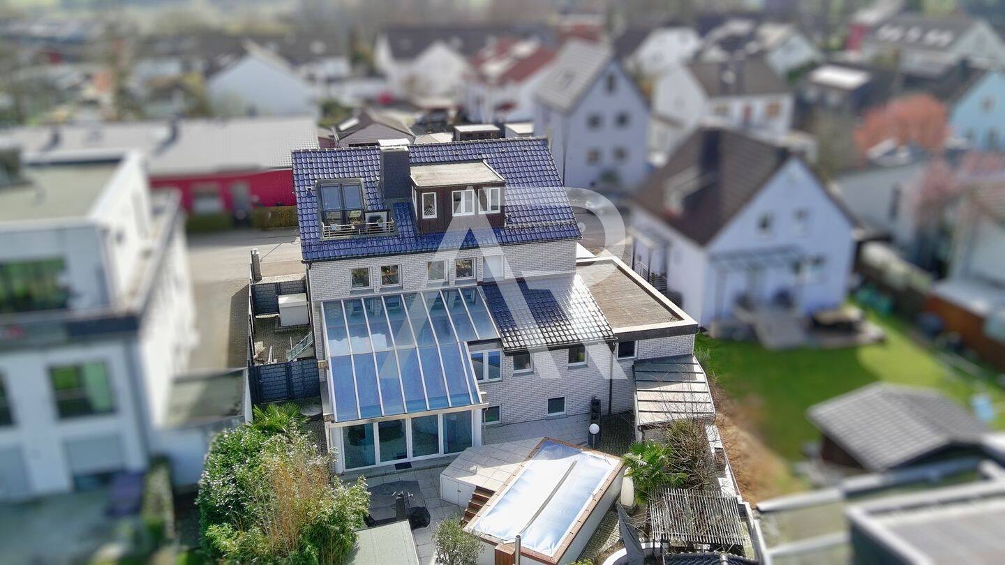 Vielseitiges 2-3 Familienhaus mit Wellnessbereich, Pool & Gästehaus in Aachen-Brand!, 52078 Aachen