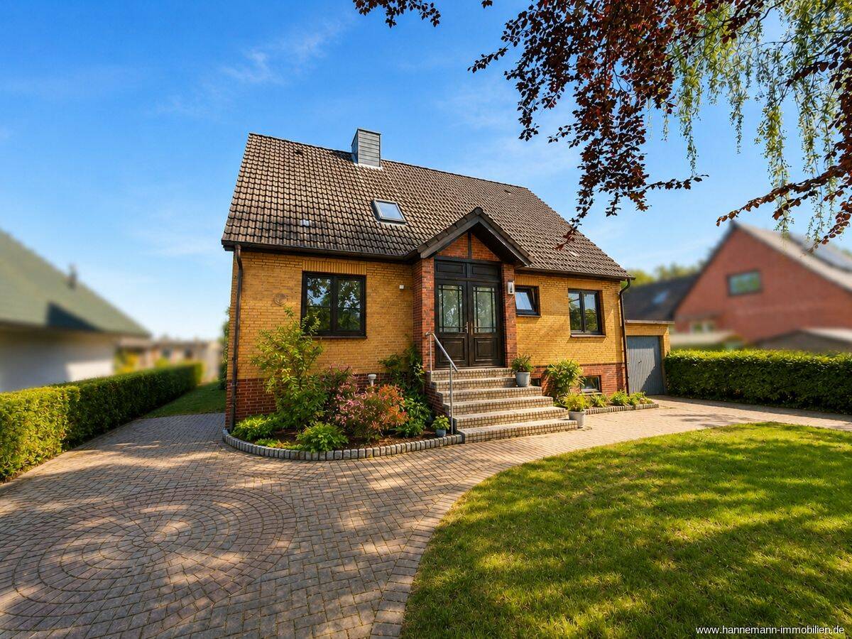 Großes Grundstück in Halstenbek | Wohnen | Renovieren oder Doppelhaus realisieren!, 25469 Halstenbek