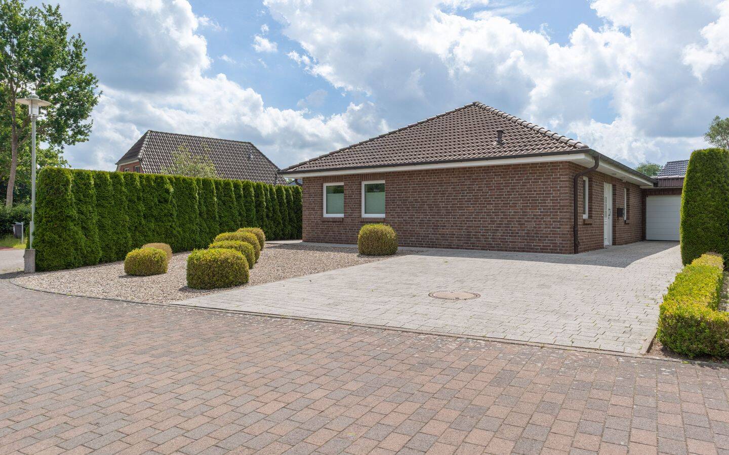 Moderner Bungalow mit höchstem Komfort, 24539 Neumünster (Gadeland Ruthenberg Stör Wittorf)