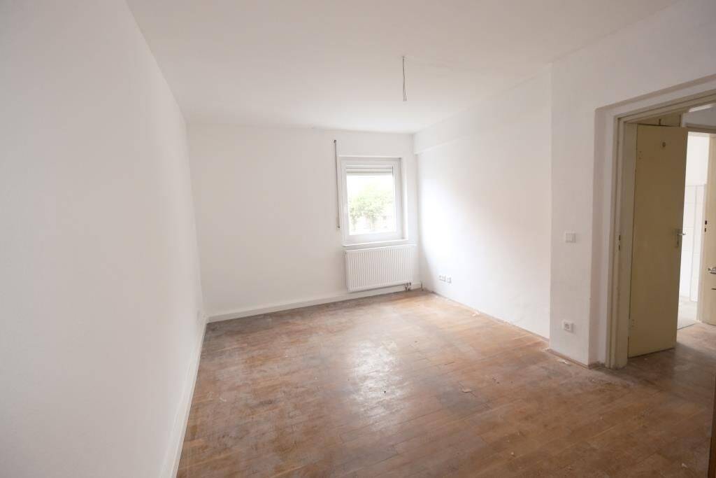 Wohnen in der Altstadt: Neu renovierte kleine 3 Zi. Whg. / Wohnung mieten, 90403 Nürnberg (Gleißbühl Lorenz Sebald)