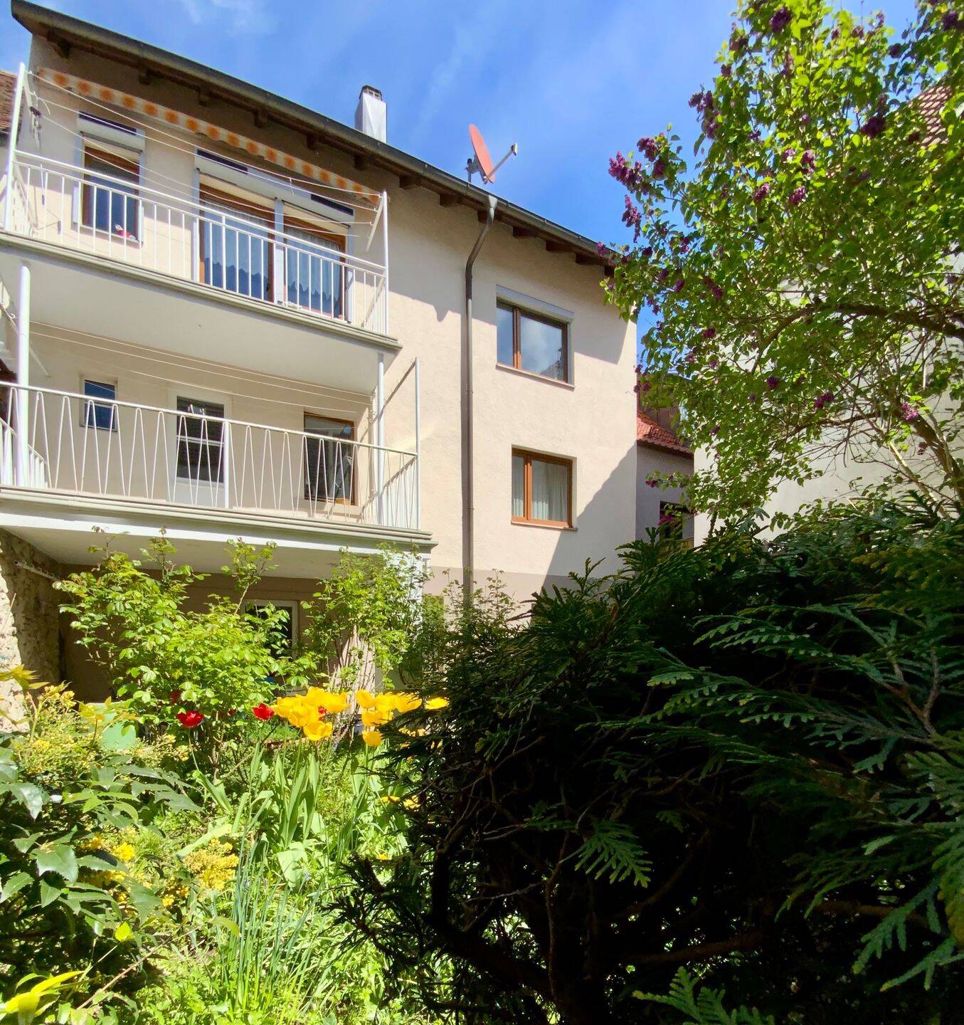 Wunderschöner Rohdiamant mit Balkon, Terrasse und Garten im Herzen von Heidingsfeld, 97084 Würzburg (Heidingsfeld Heuchelhof Rottenbauer)