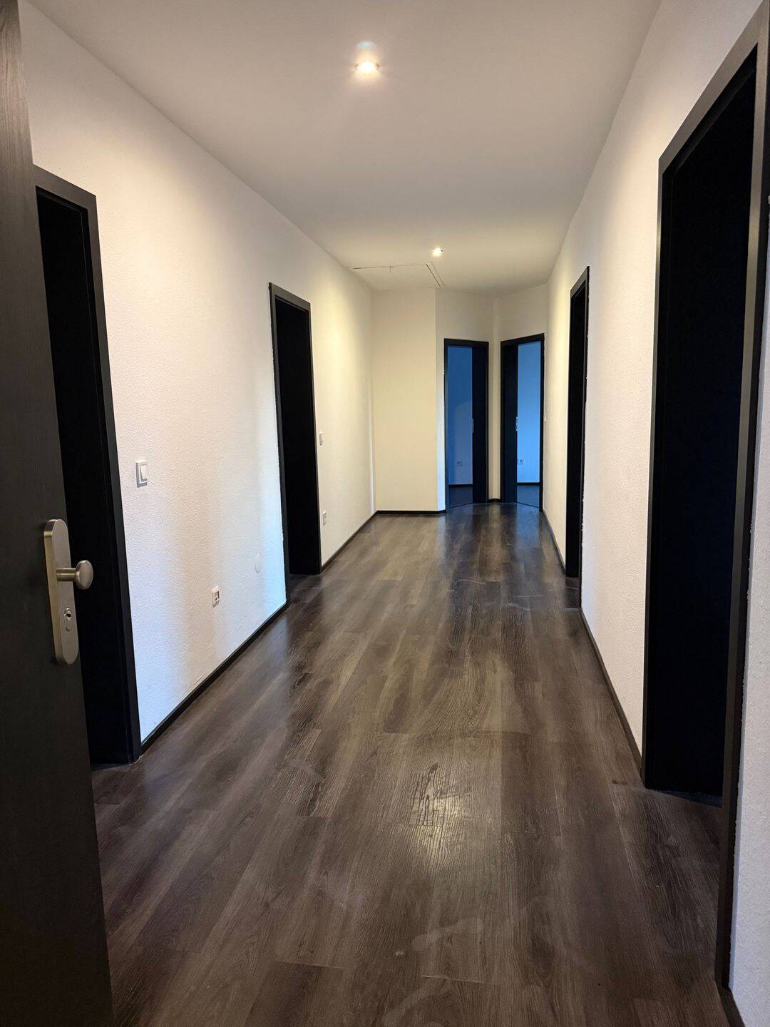 Frisch renovierte 4-Zimmer-Wohnung mit ca. 125 m² Wohnfläche sowie zusätzlicher Dachspitze, 59457 Werl