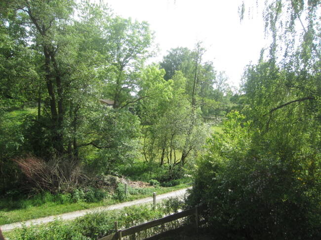Vier-Zimmerwohnung mit Garten und Balkon in Geisenhausen, 84144 Geisenhausen