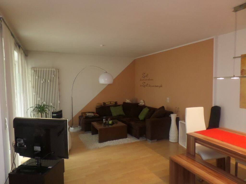 gemütliche 2- Zimmer- Wohnung mit Balkon, in zentraler Lage, 7749 Jena
