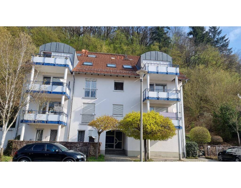 Moderne Maisonetten-Wohnung auf 2 Ebenen, ca. 54 qm, Stellplatz und Keller, 95339 Neuenmarkt