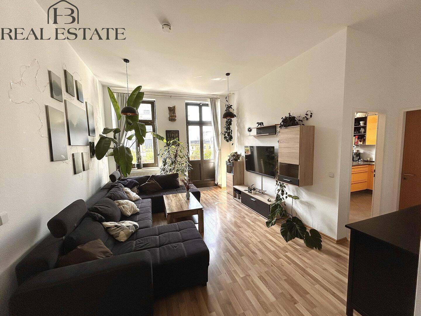 Schöne 4-Raum-Wohnung direkt am Hasselbachplatz!, 39104 Magdeburg (Altstadt Buckau)