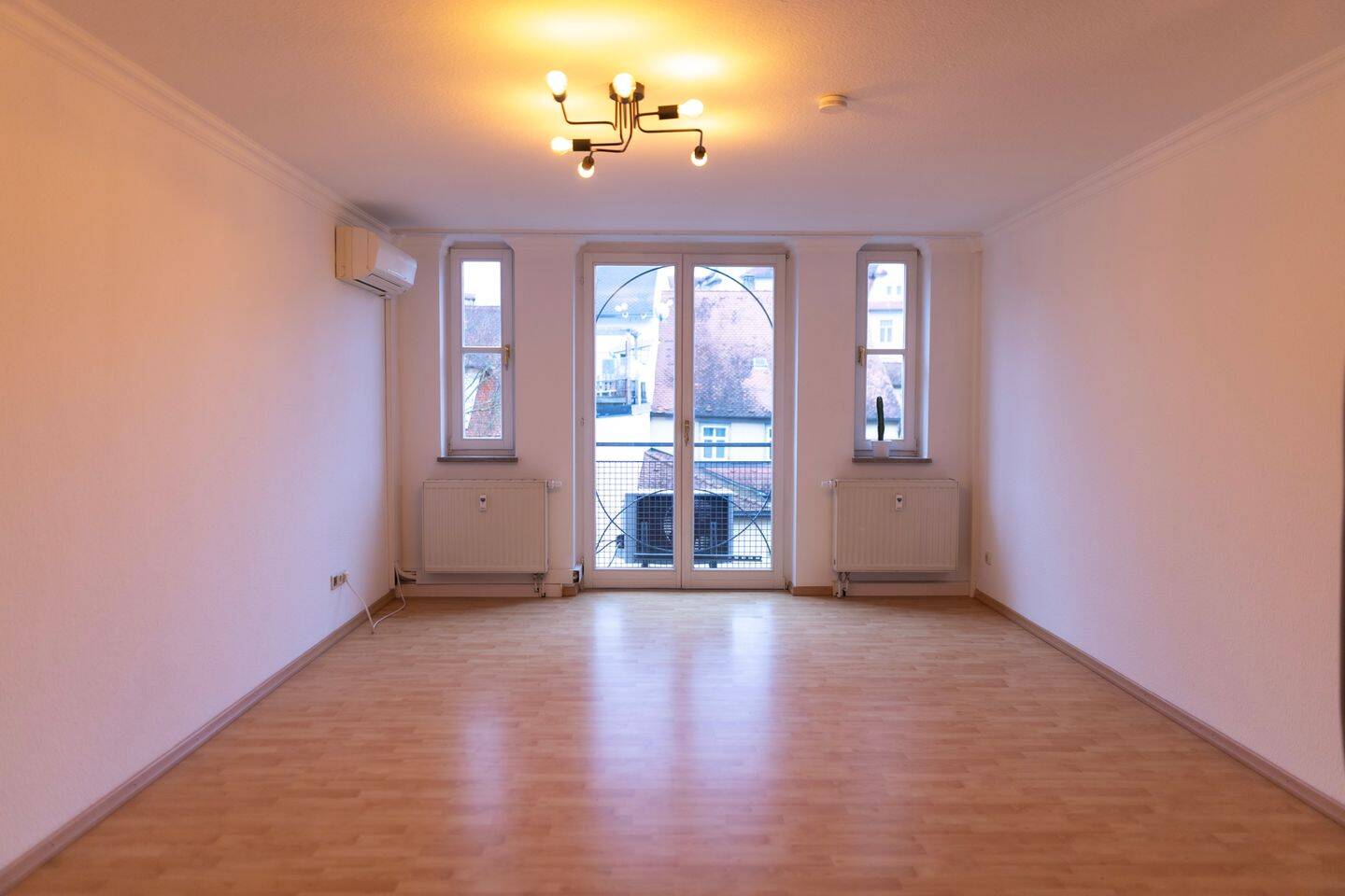 BAMBERG ZENTRUM: Schöne 1-Zi Wohnung mit Stellplatz (Zusatzkosten), 96047 Bamberg (Bamberg Gaustadt)