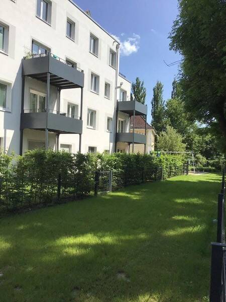 2-Zimmer-Erdgeschoss-Wohnung mit Garten und Einbauküche sucht Sie!, 95448 Bayreuth