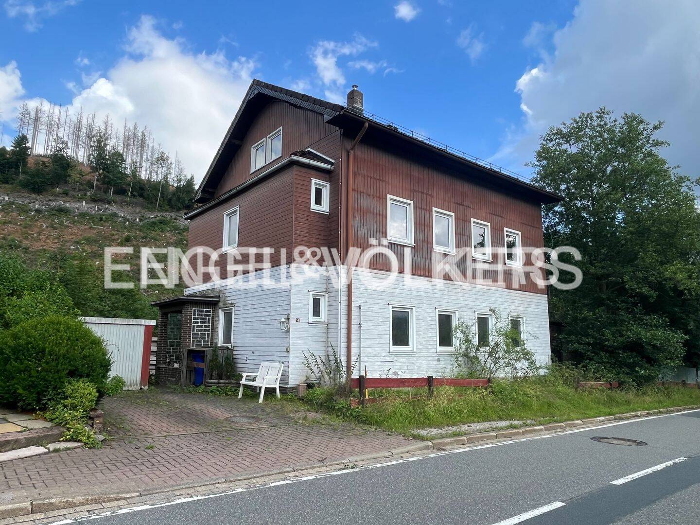 Sarnierungsbedürftiges Fachwerkhaus mit drei Wohneinheiten und großem Potenzial, 37444 Braunlage