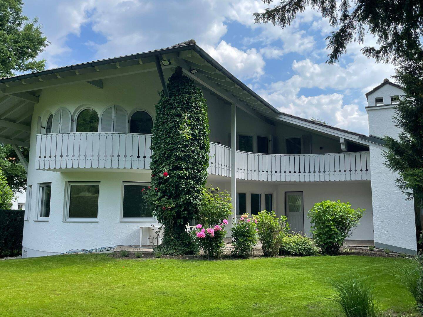 Exklusive Villa in Bestlage von Rosenheim, 83024 Rosenheim (Fürstätt Ost Süd West Westerndorf Sankt Peter)