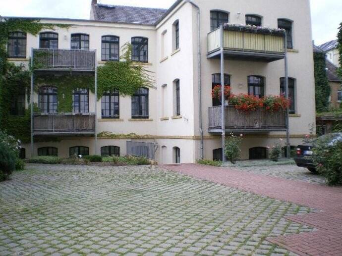 Wohlfühlen in einem kleinen Rückgebäude