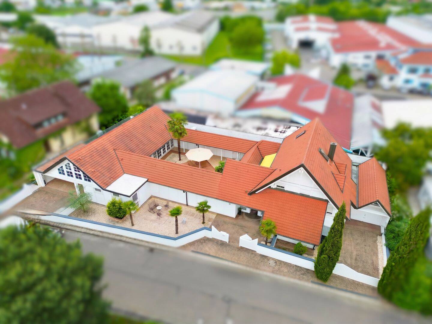 Exklusive mediterrane Villa mit Indoorpool, Atrium & Wellnessbereich, 77972 Mahlberg