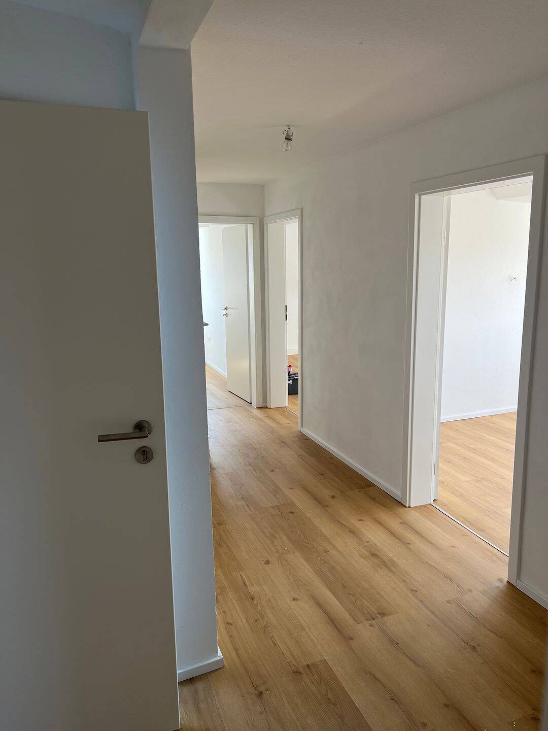 Erstbezug nach hochwertiger Renovierung | 3-Zimmer-DG Wohnung | Ruhige Lage | Nähe S-Bahn Korntal, 70825 Korntal-Münchingen