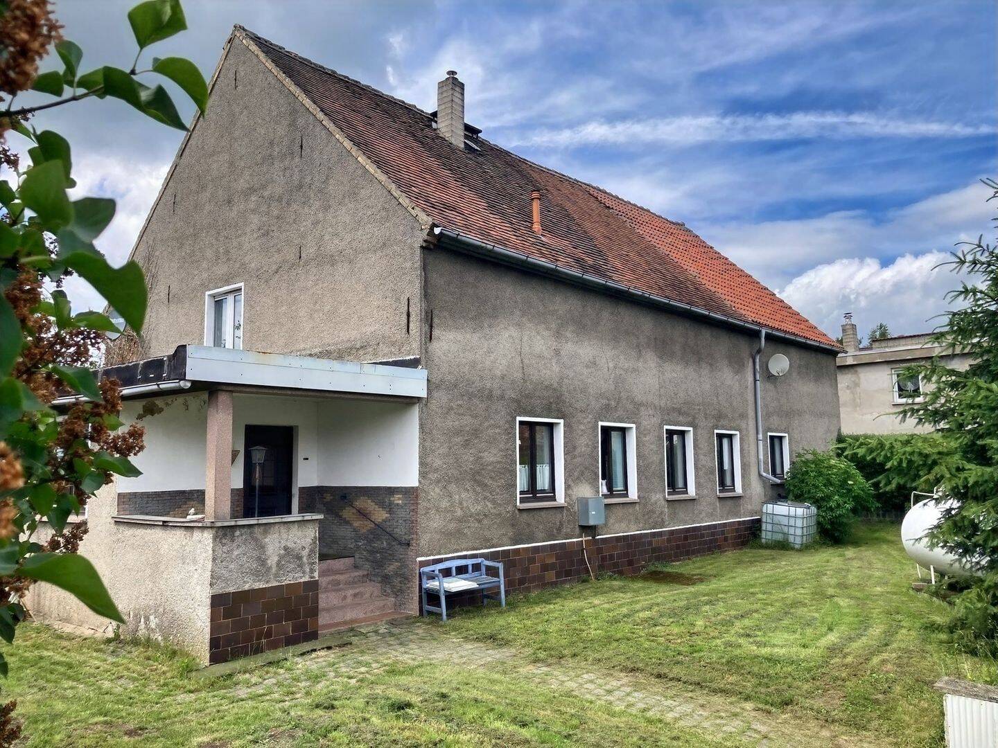 Viel Platz für individuelle Wohnkonzepte auf großzügigem Grundstück !, 6528 Blankenheim