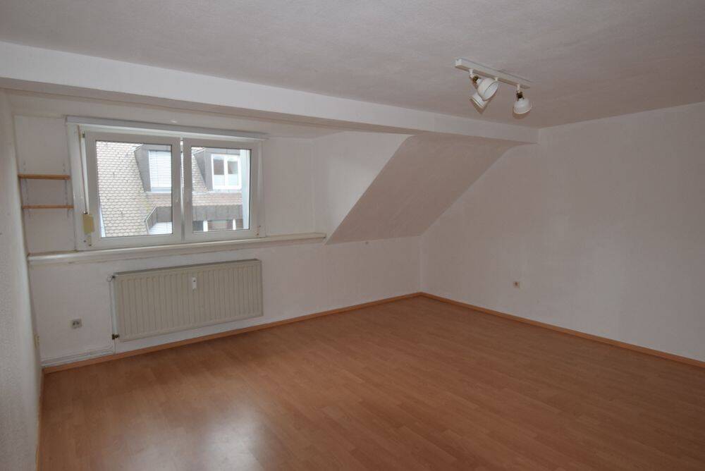 Mannheim City: Helle, auch WG – taugliche DG-Wohnung, 68161 Mannheim (Innenstadt Oststadt Quadrate Schwetzingerstadt)