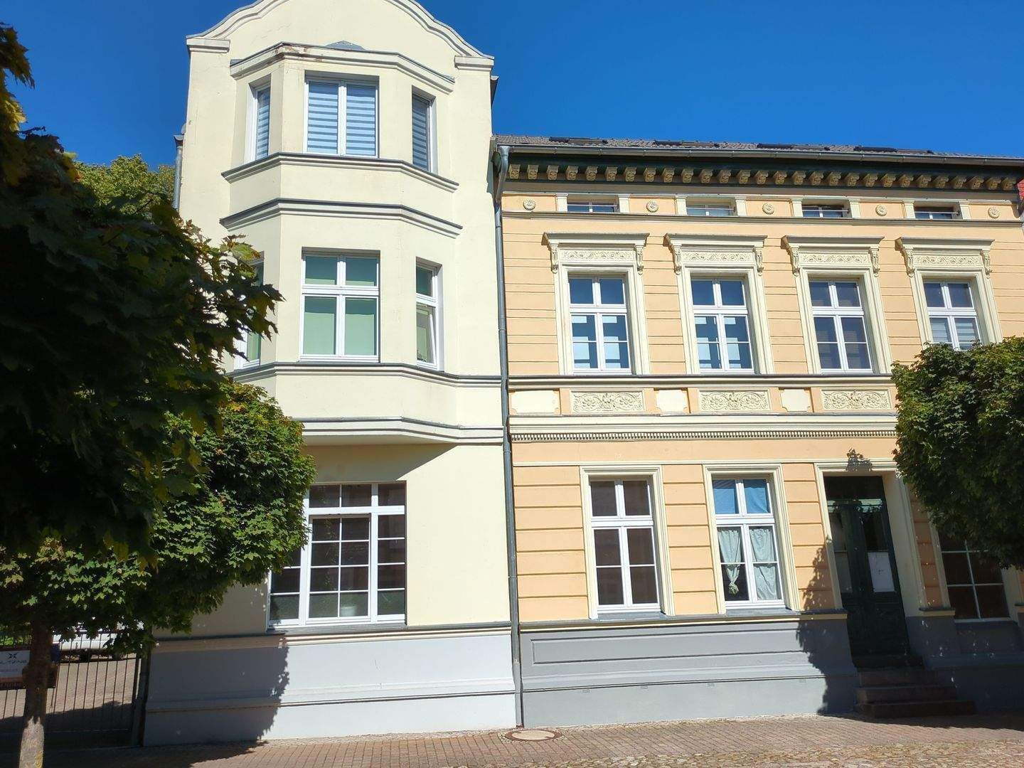 Stadtvilla mit 6 WE in Oderberg – inklusive Hinterhaus!, 16248 Oderberg
