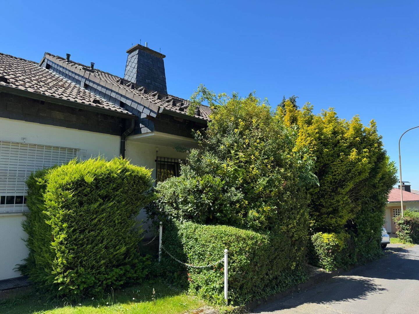 Einseitig angebautes Einfamilienhaus in herrlicher Aussichtslage von Bad Honnef-Aegidienberg, 53604 Bad Honnef