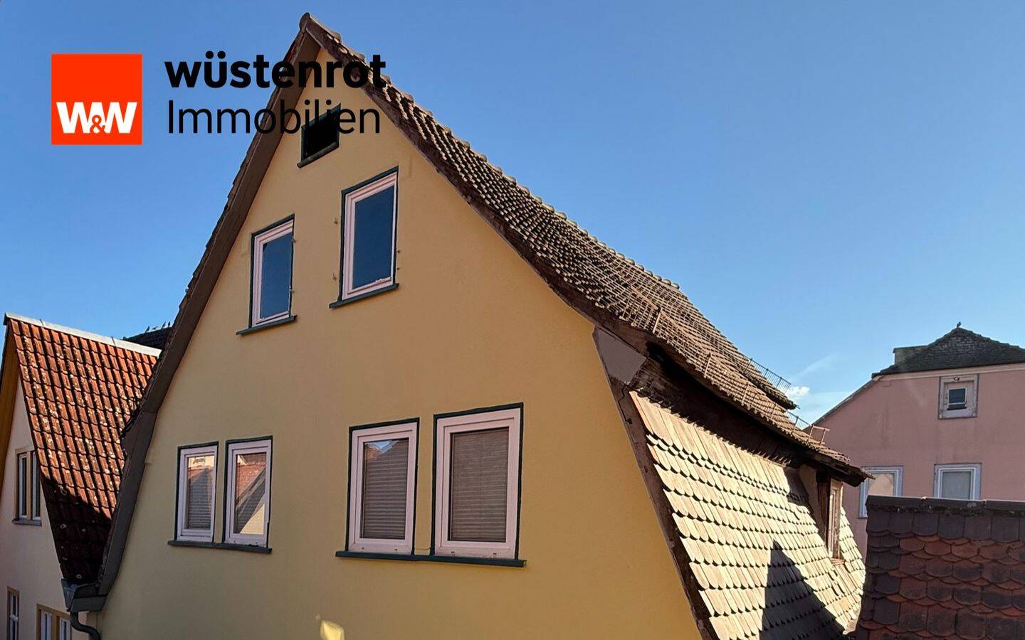 Schönes, gepflegtes Mehrfamilienhaus im Herzen der Stadt Wertheim mit 3 gut vermieteten Wohnungen, 97877 Wertheim