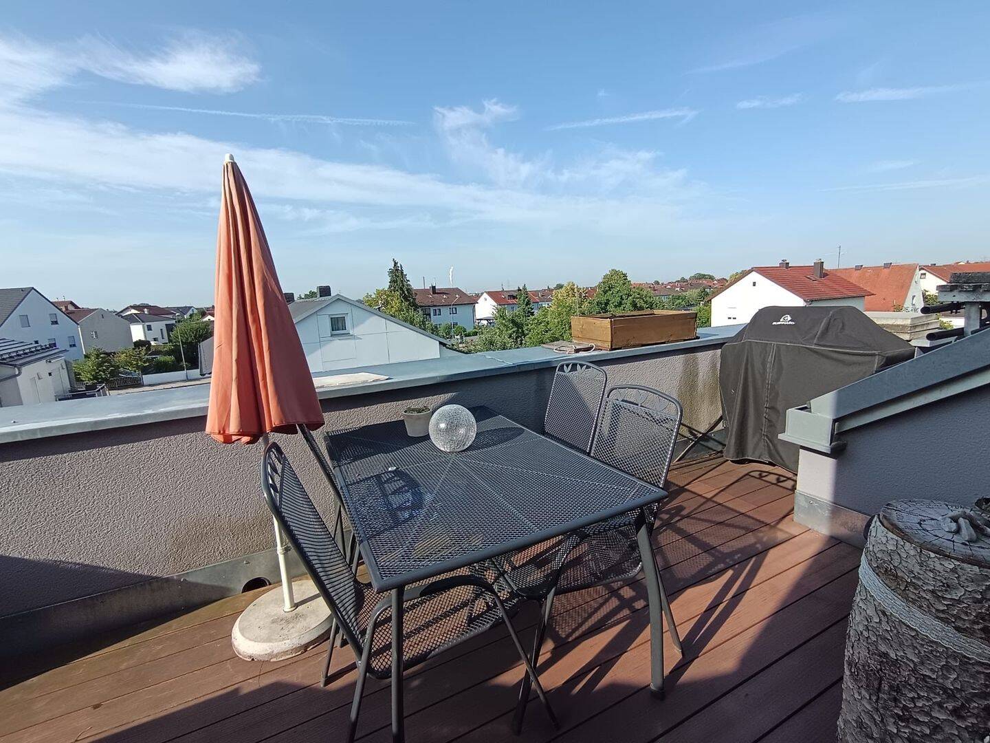 3 Zimmerwohnung mit Dachterrasse Zentral – 85092 Kösching – Bild 1 von 10