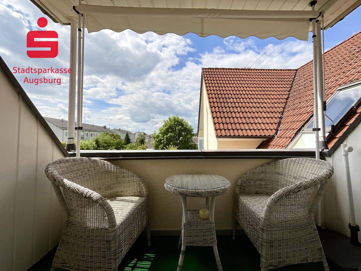 3-Zimmer-DG-Wohnung in ruhiger Lage, 86156 Augsburg (Bärenkeller Kriegshaber Oberhausen Pfersee)