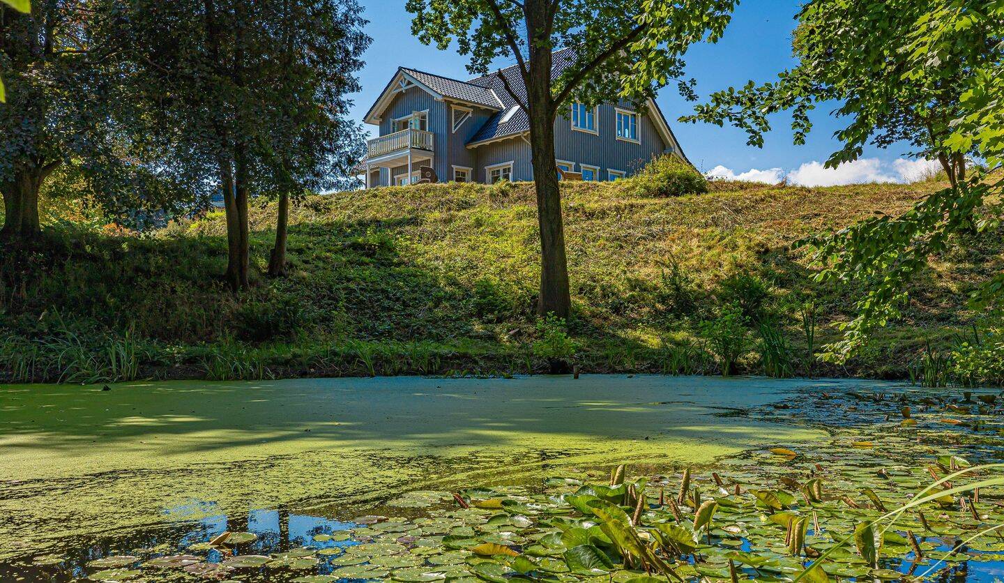 Wo Träume ein Zuhause finden… Schwedenhaus mit großzügigem Grundstück nahe der Ostsee, 24369 Waabs