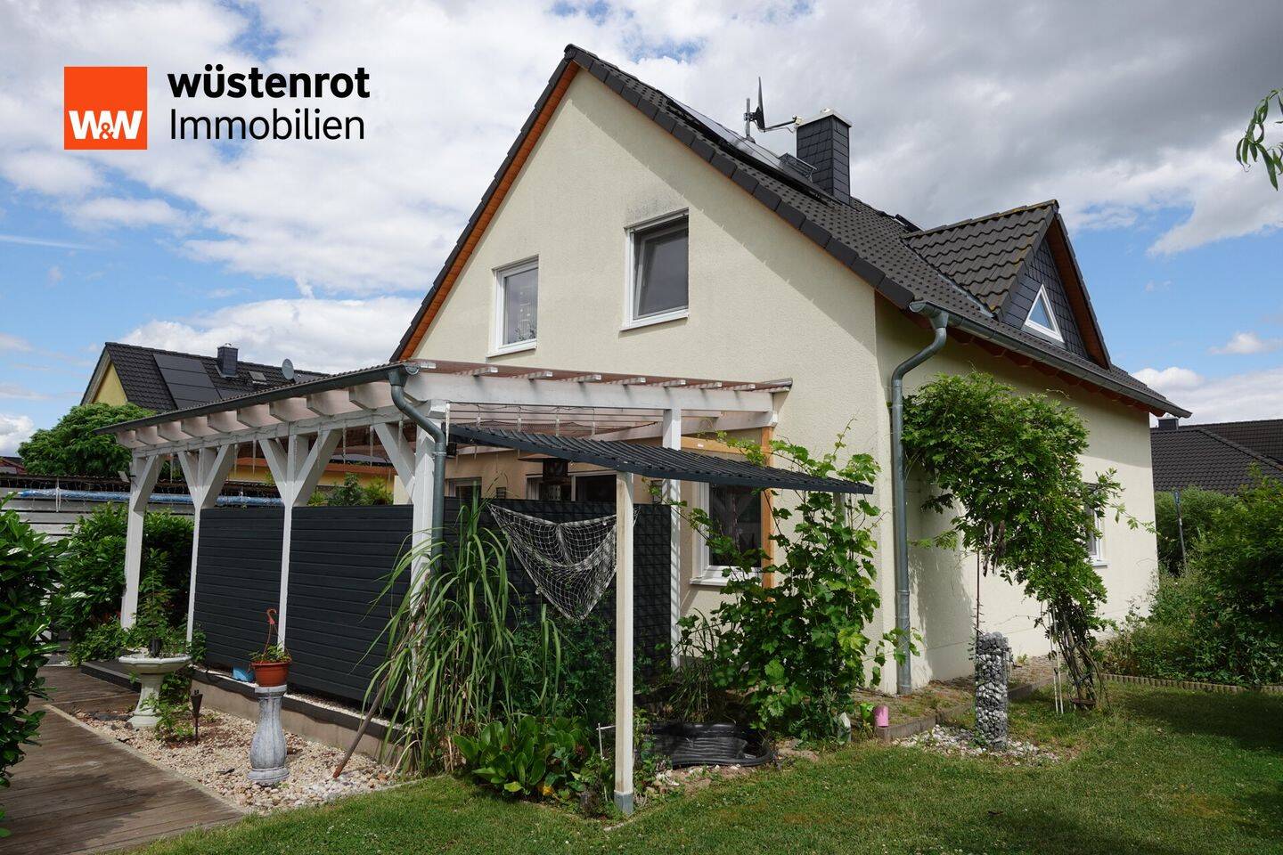 Modernes Einfamilienhaus in ruhiger Wohnsiedlung, 99706 Sondershausen
