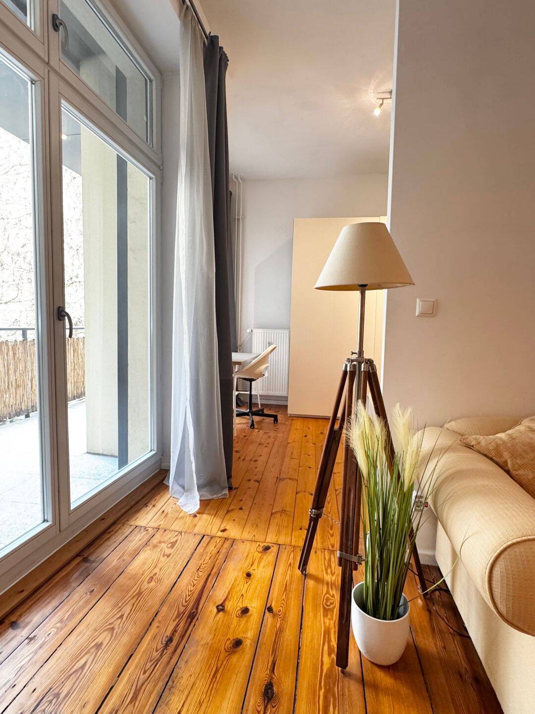 TOTAL SÜSSE 2 – 1,5 ZIM. WHG. SEHR GR. BALKON IN RUHIGEM ALTBAU UNWEIT SPREE-ARM IN MITTE/MOABIT, 10553 Berlin (Mitte Moabit)