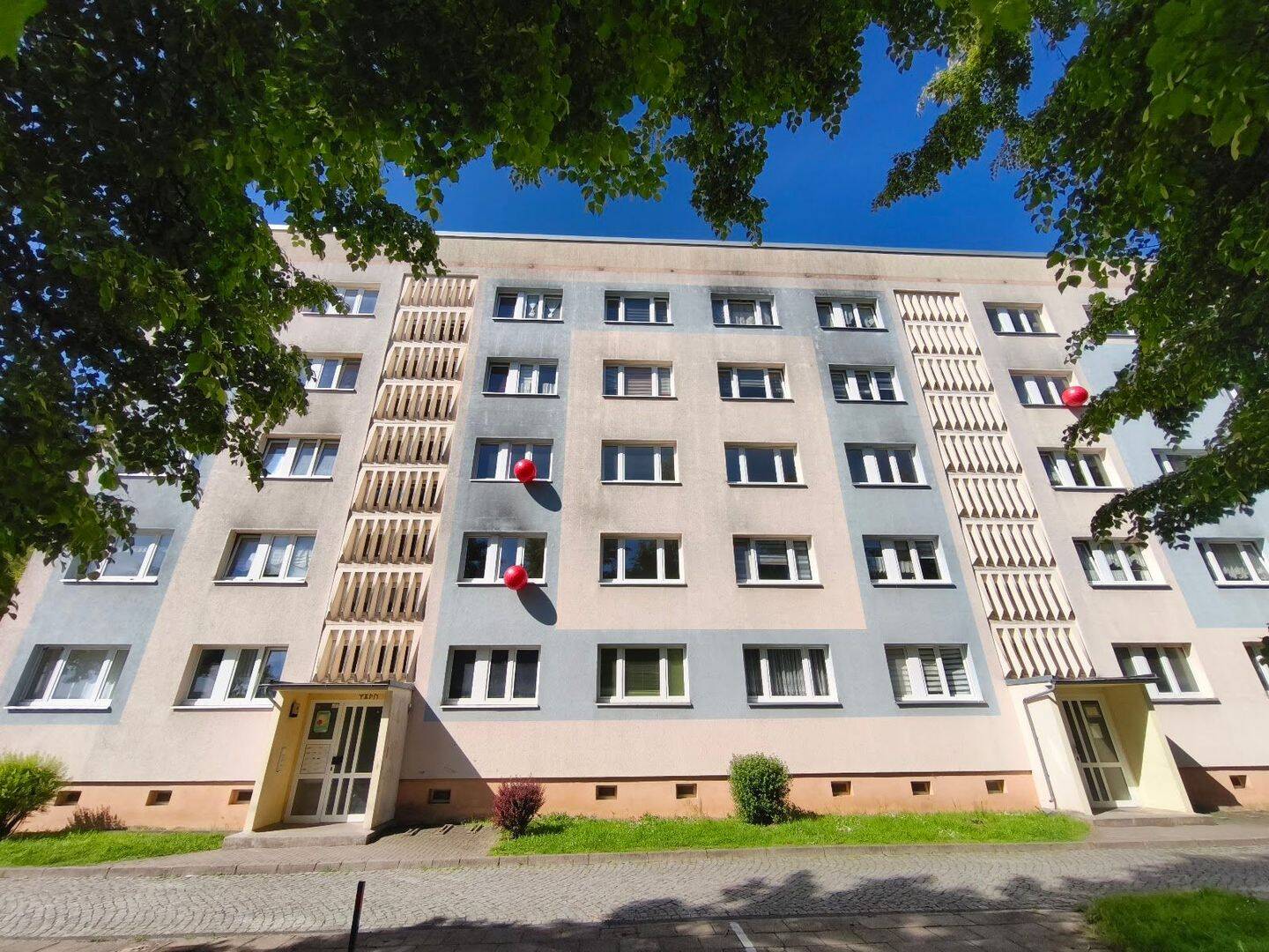 Erstbezug nach Vollsanierung- Vierraumwohnung in der 1.Etage!, 6526 Sangerhausen