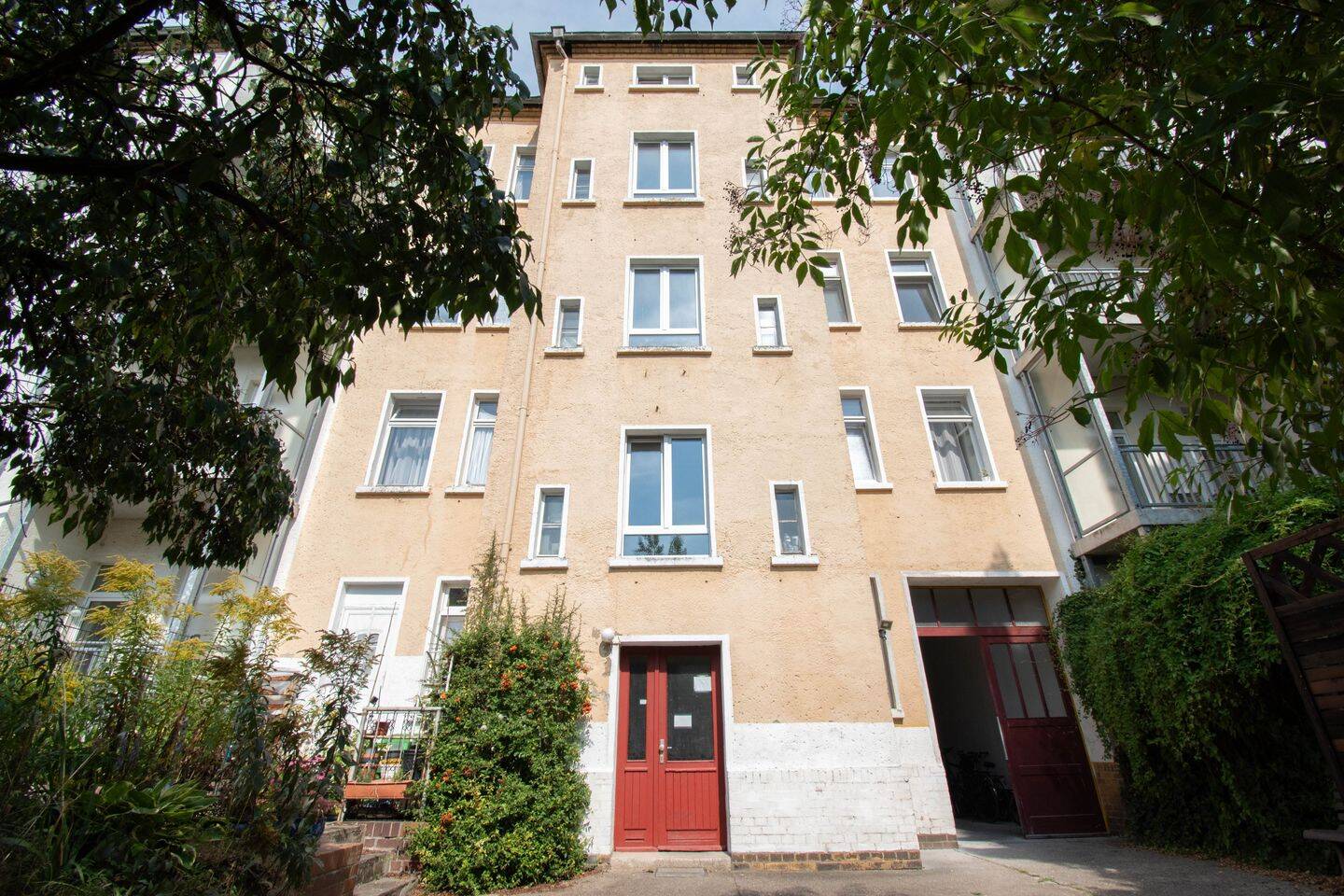 WERTSTEIGERUNGSPOTENZIAL IM FOKUS | Mehrfamilienhaus mit Teilungserklärung, 4179 Leipzig (Altlindenau Leutzsch Neulindenau Schönau)