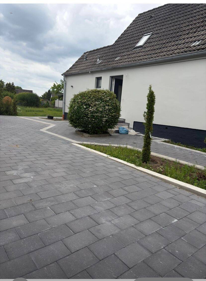 Einzelhaus im Blumenviertel mit großem Garten, Erstbezug nach Sanierung, 22549 Hamburg (Altona Bahrenfeld Lurup Osdorf)