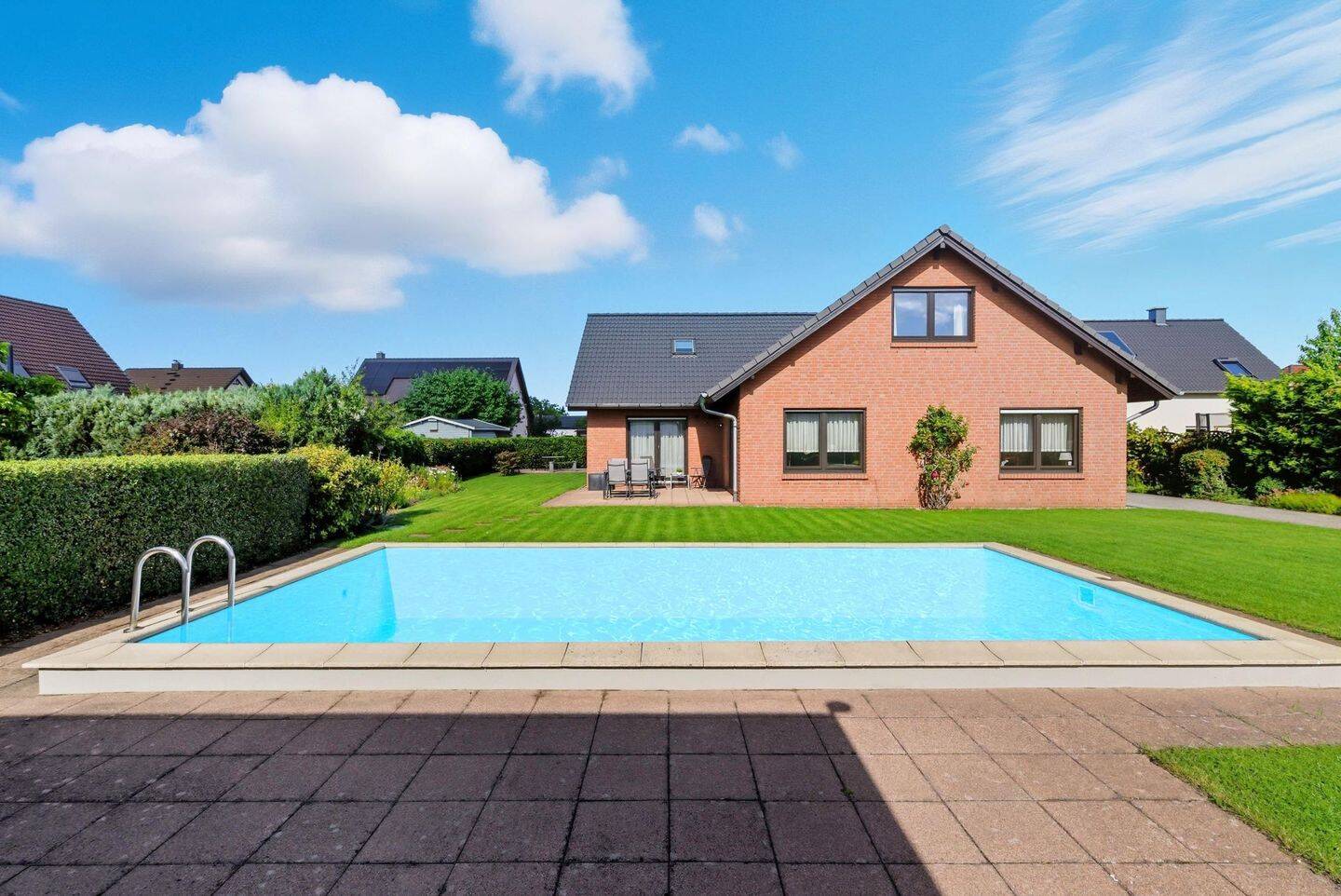 Traumhaus in Sielow mit Pool und weitläufigem Garten – Wohnen, Entspannen, Wohlfühlen, 3055 Cottbus (Sielow)