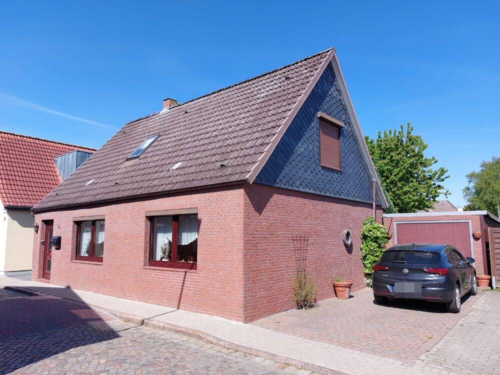 Von privat! Liebevoll gepflegtes EFH in Marne, Nähe Nordsee, 25709 Marne