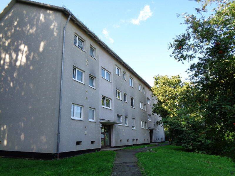 Preisgünstige und ansprechende 2-Zimmer-Wohnung, 34123 Kassel (Bettenhausen Forstfeld Unterneustadt Waldau)