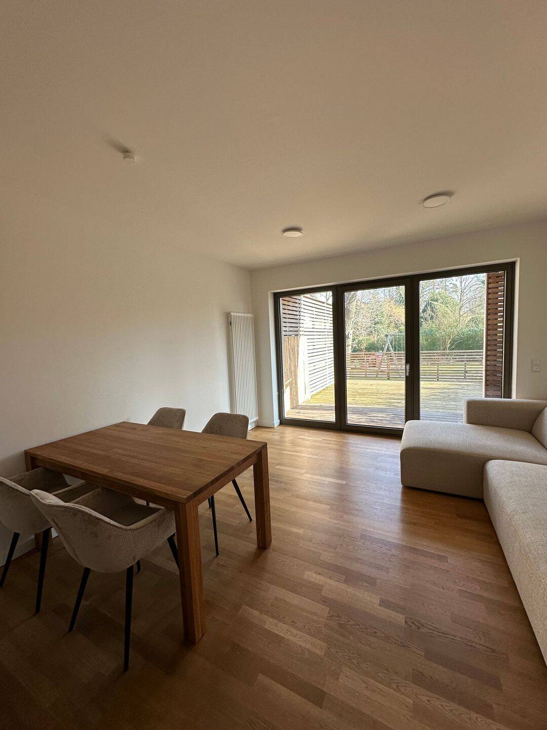 BEFRISTETE ZWISCHENMIETE: 2-Zimmer Wohnung mit großer Terasse in Hamburg-Alsterdorf, 22297 Hamburg (Hamburg-Nord Alsterdorf Barmbek-Nord Groß Borstel Winterhude)