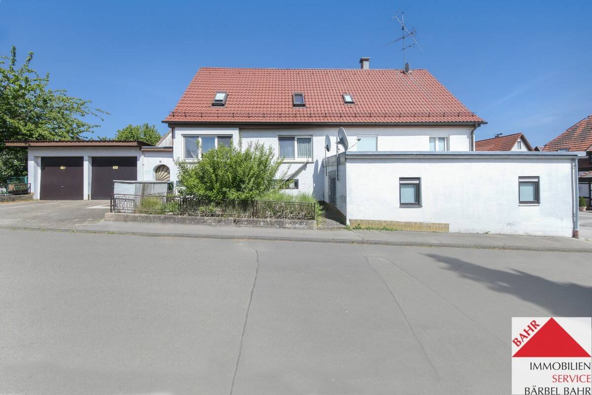 Vielseitiges Wohn- und Geschäftshaus mit großem Entwicklungspotenzial, 71093 Weil im Schönbuch