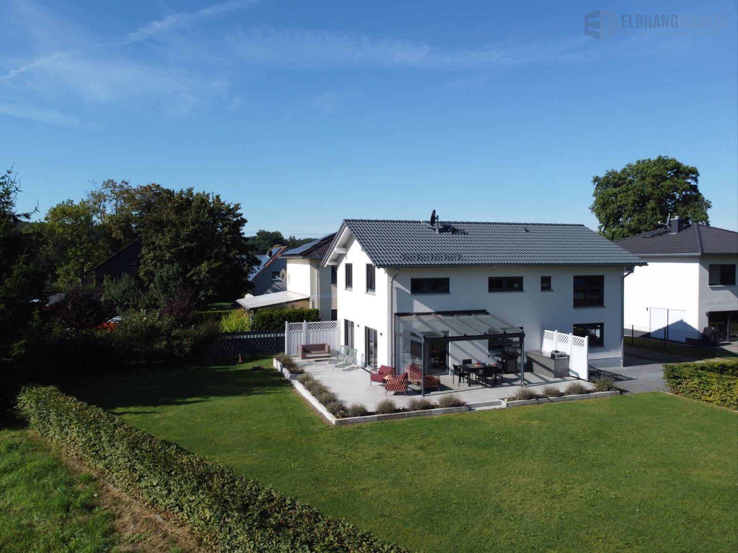 Traumhaftes neues Einfamilienhaus, 1477 Arnsdorf