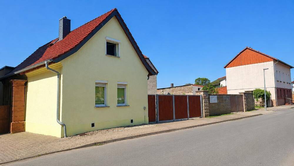 Familienidylle mit Teich, Doppelgarage und 1.476 m² Naturgrundstück im Seegebiet Mansfelder Land, 6317 Seegebiet Mansfelder Land