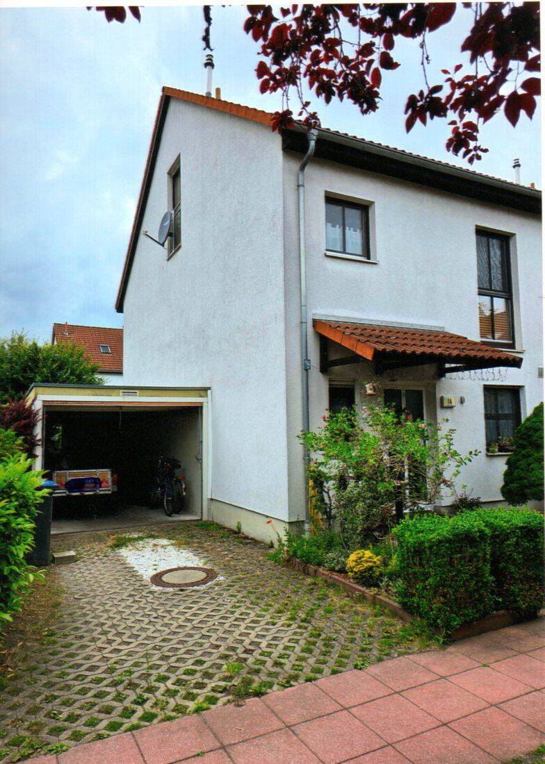 Solide und begehrte DHH mit Terrasse, Garage und Garten, 14612 Falkensee