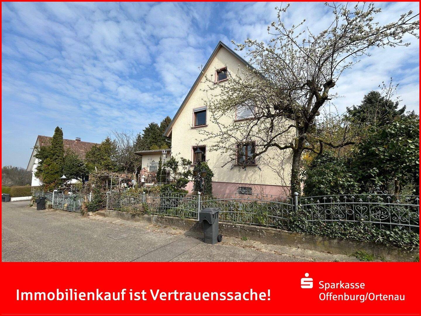 Lauf – Haus mit Entwicklungspotenzial in guter Lage!, 77886 Lauf