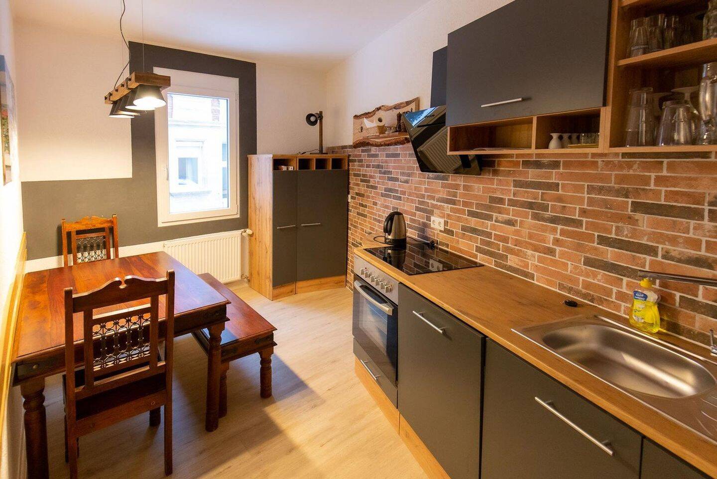 Schöne 2,5 Zimmer Wohnung Zentrum ,EBK, 90513 Zirndorf