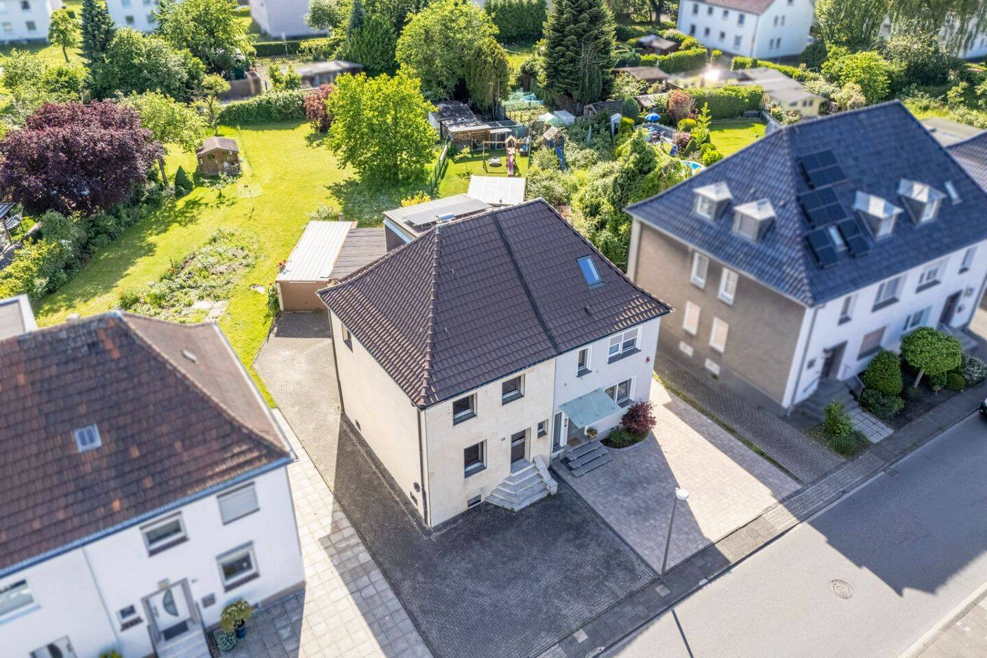 Projekt Traumhaus: Doppelhaushälfte auf ca. 566 m² Grundstück sucht kreative Modernisierer!, 45772 Marl