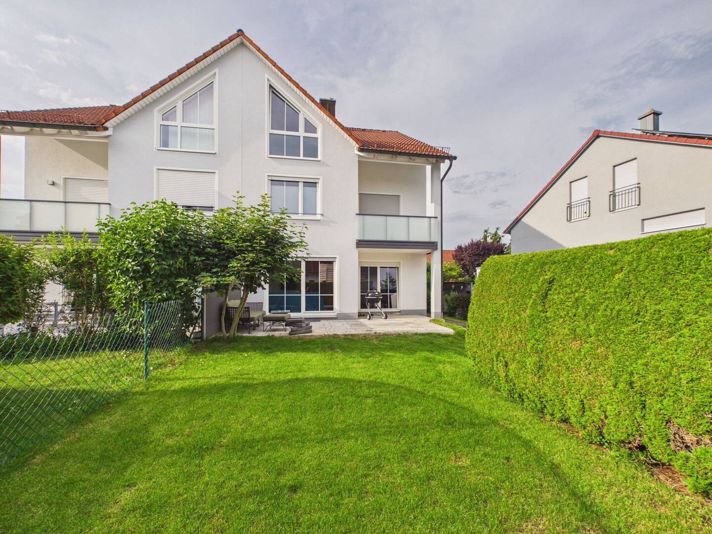 Traumhafte DHH auf 206m² in Altdorf mit exklusiver EBK, Garten und Garage uvm.!, 90518 Altdorf b. Nürnberg