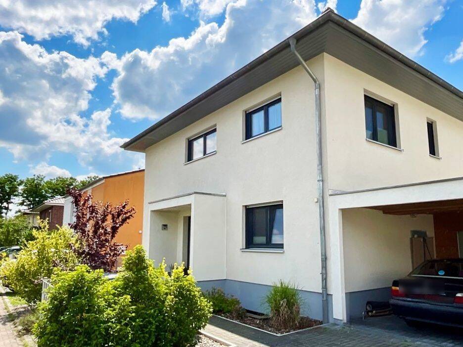 Einfamilienhaus mit 4 Bädern in gefragter Lage in Heiligensee, 13503 Berlin (Reinickendorf)