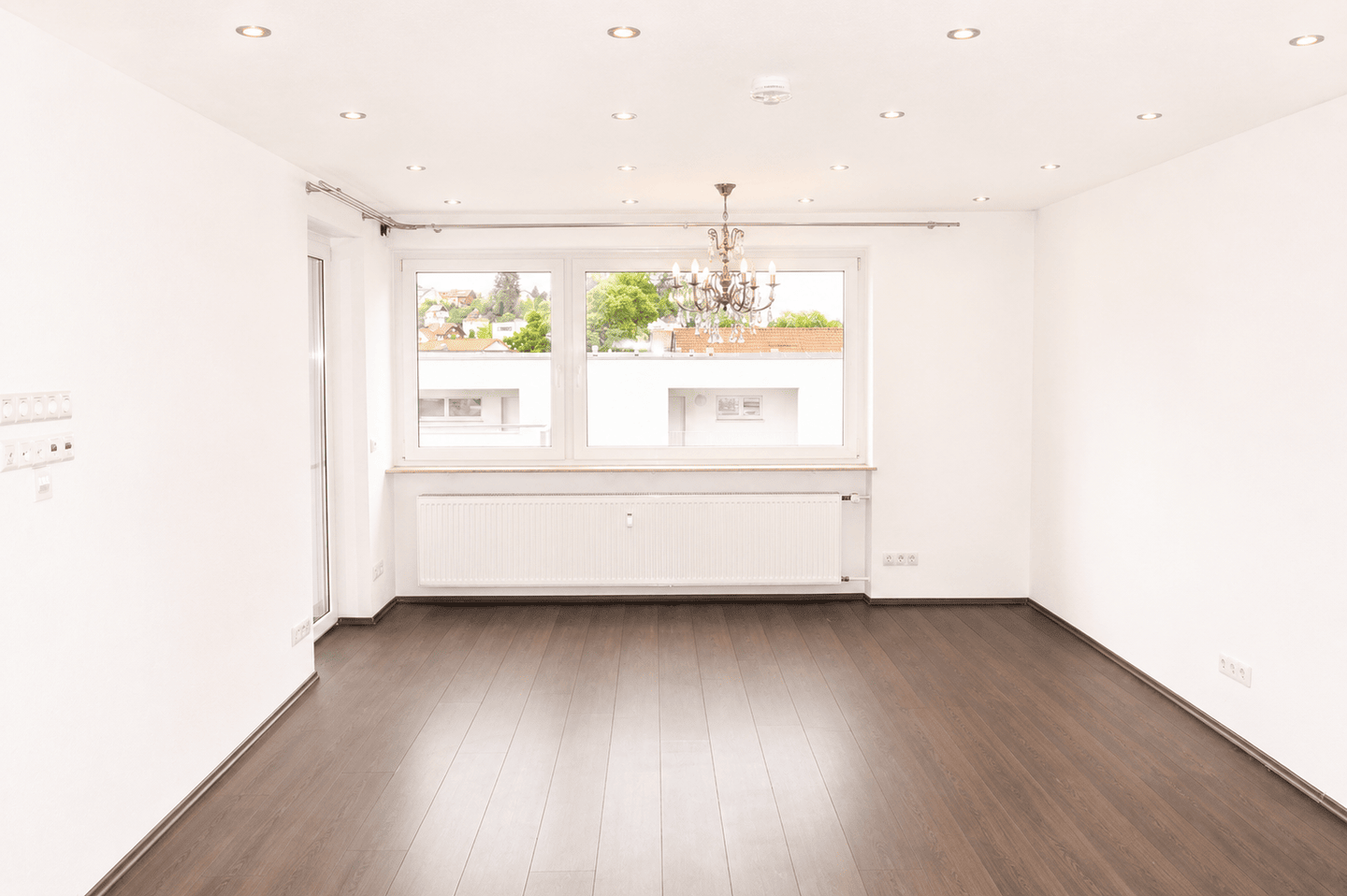 Ein Wohntraum in der Stadt: Topmoderne 3,5-Zimmer-Wohnung mit exklusiver Traumküche und Balkon, 88400 Biberach an der Riß