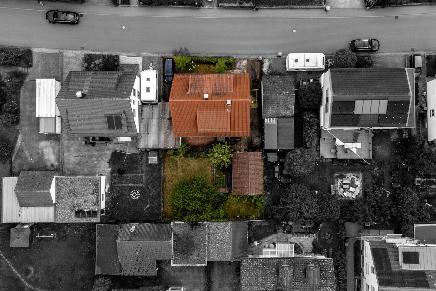 Freistehendes Zweifamilienhaus | 2 Wohnungen | Garten | Garage | Gäufelden, 71126 Gäufelden
