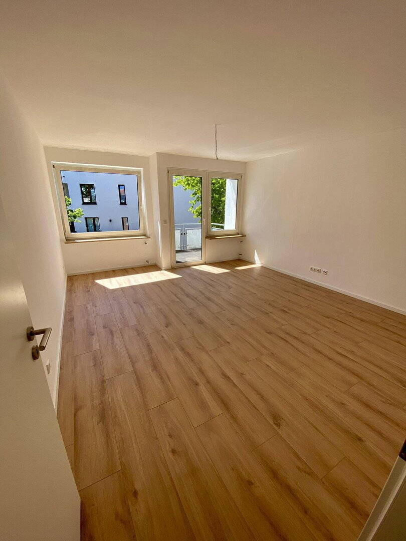 Erstbezug nach Kernsanierung – 3-Zimmerwohnung, 47475 Kamp-Lintfort